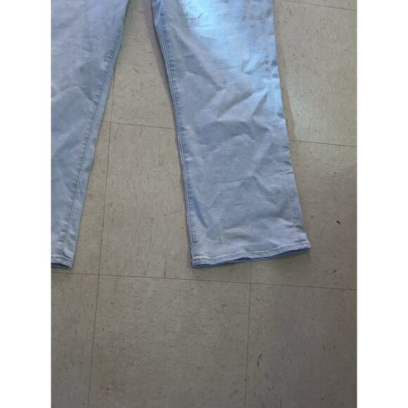 NWT American Eagle Kick Boot Crop Next Level Stretch Women’s 16 $60 Light Wash - Picture 4 of 9